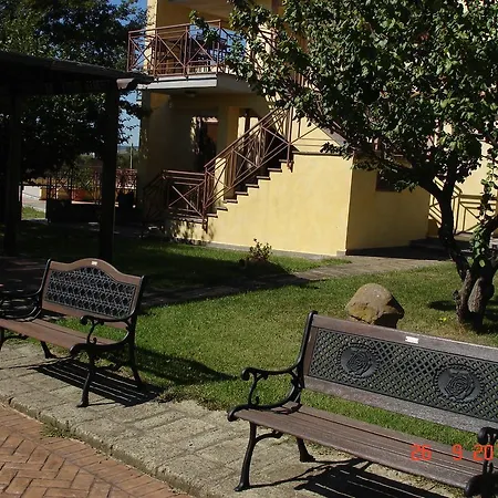 Gospodarstwo agroturystyczne Agriturismo Casale Di Gricciano Cerveteri
